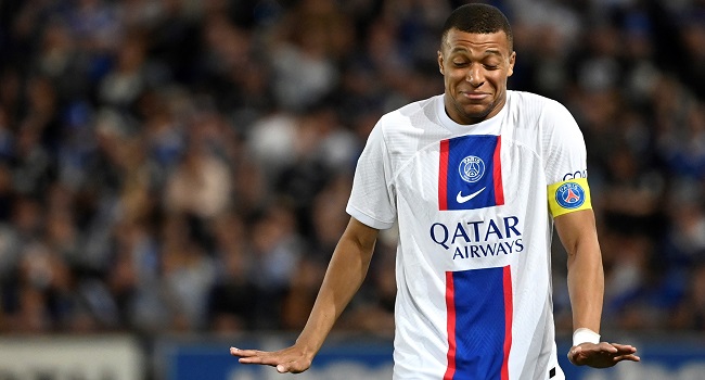 Read more about the article Mbappe Informs PSG Directors He Plans To Leave